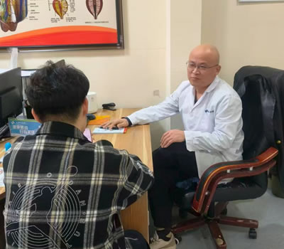 北京|男科医师高朋磊：守护男性健康，专业男科诊疗